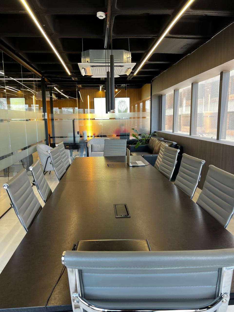 Sala de reuniões da nova sede em Alphaville